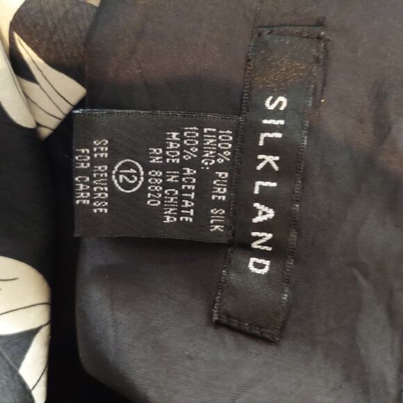 Silkland Sleeveless Top Size 12 100% Silk Button Up Collared Asian Bamboo Print - Picture 5 of 6